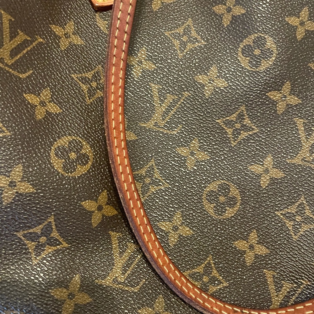 Louis Vuitton MM never full - Picture 6 of 10